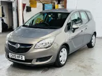 Used Vauxhall Meriva 120 HP (88 kW) 2015 Brown MPV