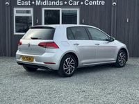 Usado VW Golf VII Edition 150 HP (110 kW) 2020 Prateado Citadino