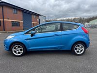 Used Ford Fiesta Zetec 82 HP (60 kW) 2012 Blue Hatchback