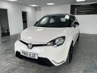 Usado MG MG3 106 HP (77 kW) 2015 Branco Citadino