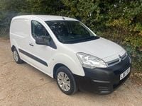 Used Citroën Berlingo 100 HP (73 kW) 2018 White MPV