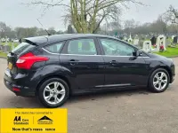 Used Ford Focus Zetec 125 HP (91 kW) 2012 Black Hatchback