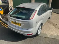 Używany Ford Focus Zetec 2010 Srebrny Hatchback