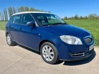 Usado Skoda Fabia 2009 Azul Citadino