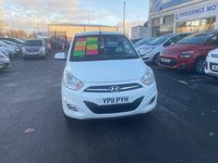Used Hyundai i10 Active 86 HP (63 kW) 2011 White Hatchback
