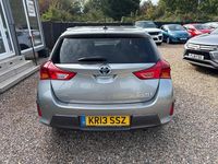 Used Toyota Auris Hybrid 136 HP (100 kW) 2013 Grey Hatchback