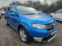 Used Dacia Sandero Lauréate 90 HP (66 kW) 2013 Blue Hatchback