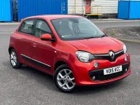 Used Renault Twingo Dynamique 90 HP (66 kW) 2015 Red Hatchback
