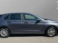 Used Hyundai i30 120 HP (88 kW) 2018 Micron grey Hatchback