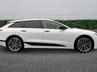 Used Audi A6 e-tron 210 kW (286 HP) 2025 White Estate