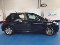Used Peugeot 208 Signature Sky 2018 Black Hatchback