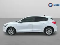 Używany Ford Focus Titanium 120 KM (88 kW) 2017 Hatchback