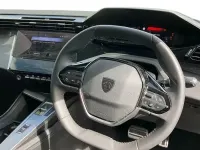 Second-hand Peugeot 408 Allure Premium 131 CP (96 kW) 2023 Alb SUV