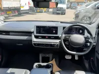 Usado Hyundai Ioniq Ultimate 125 kW (170 CV) 2022 Verde Utilitario