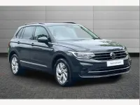 Usado VW Tiguan Life 150 HP (110 kW) 2021 Cinzento SUV