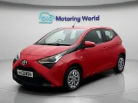 Used Toyota Aygo X-play 72 HP (52 kW) 2021 Red Hatchback