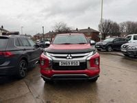 Used Mitsubishi L200 150 HP (110 kW) 2019 Red Pickup