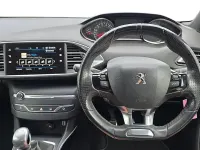Used Peugeot 308 GT-line 131 HP (96 kW) 2018 White Hatchback