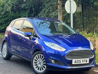 Usado Ford Fiesta Titanium 2015 Azul Utilitario
