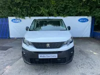 Used Peugeot Partner 131 HP (96 kW) 2020 White MPV