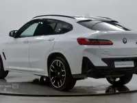 Usado BMW X4 M Sport 355 HP (261 kW) 2025 Branco SUV