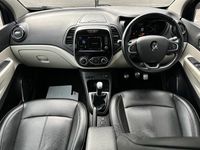 Second-hand Renault Captur GT-Line 90 CP (66 kW) 2019 Albastru SUV