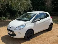 Used Ford Ka Zetec 69 HP (50 kW) 2016 White Hatchback