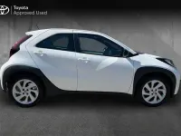 Used Toyota Aygo X PURE 72 HP (52 kW) 2024 White SUV