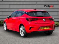Used Vauxhall Astra SRi 147 HP (108 kW) 2017 Red Hatchback