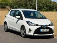 Used Toyota Yaris 2015 White Hatchback