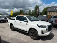 Used Toyota HiLux 201 HP (147 kW) 2021 White Pickup