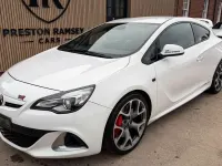 Used Vauxhall Astra GTC S 2016 White Hatchback