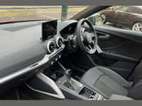 Używany Audi Q2 S-Line 147 KM (108 kW) 2026 Szary SUV