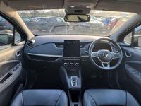 Used Renault Zoe Iconic 100 kW (136 HP) 2022 Purple Hatchback