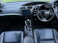Begagnad Honda Civic SR 2016 Röd Kombi