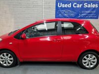Used Toyota Yaris 2011 Red Hatchback