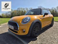 Used Mini Cooper Hatch 136 HP (100 kW) 2016 Orange Hatchback