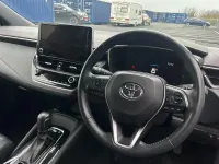 Second-hand Toyota Corolla 140 CP (102 kW) 2022 Roșu Hatchback