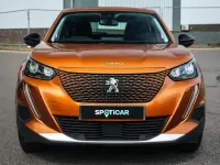 Gebraucht Peugeot e-2008 Active Premium 100 kW (136 PS) 2022 Orange SUV