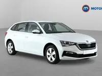 Used Skoda Scala SE 110 HP (80 kW) 2021 White Hatchback