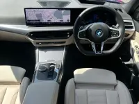 Used BMW 330 M Sport 288 HP (211 kW) 2025 Blue Estate