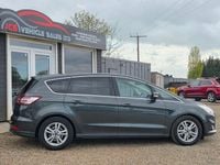 Used Ford S-MAX Titanium 180 HP (132 kW) 2017 Green MPV