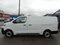 Używany Peugeot Expert Premium 2023 Biały Van