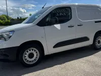 Used Vauxhall Combo 100 HP (73 kW) 2023 White MPV