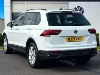 Usado VW Tiguan Life 150 HP (110 kW) 2021 Branco SUV