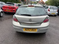 Used Vauxhall Astra 90 HP (66 kW) 2008 Beige Hatchback