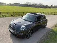 Usado Mini Cooper S Hatch 178 HP (130 kW) 2023 Preto Citadino