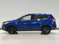 Used Ford Kuga Titanium 150 HP (110 kW) 2017 Blue SUV