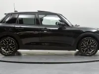 Used Mini Cooper Hatch 113 kW (154 HP) 2026 Black Hatchback