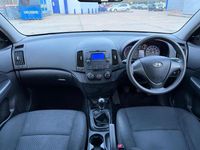 Used Hyundai i30 Classic 108 HP (79 kW) 2010 Grey Hatchback